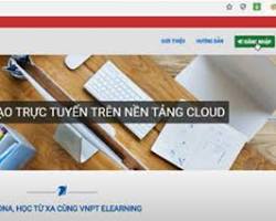 Hình ảnh về Trang web elearning của trung tâm trên laptop và điện thoại