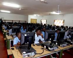 Hình ảnh về Students in a computer lab